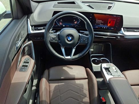 Used 2025 BMW X1 xDrive28i w/ Technology Package AWD/4WD image 12