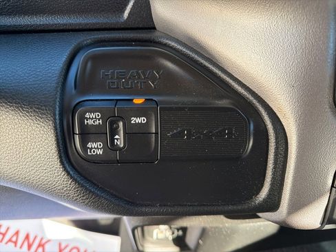 Used 2019 RAM 2500 Big Horn image 32