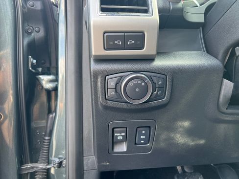 Certified 2018 Ford F150 Lariat w/ Equipment Group 501A Mid AWD/4WD image 11