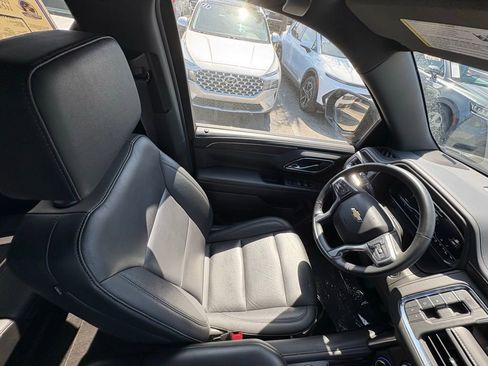 Used 2024 Chevrolet Tahoe LT RWD image 26