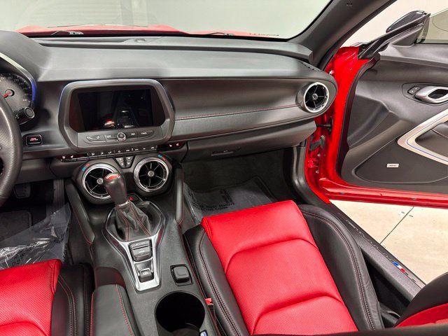 Used 2022 Chevrolet Camaro SS RWD image 17