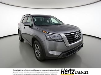 Used 2025 Nissan Pathfinder SV video 1