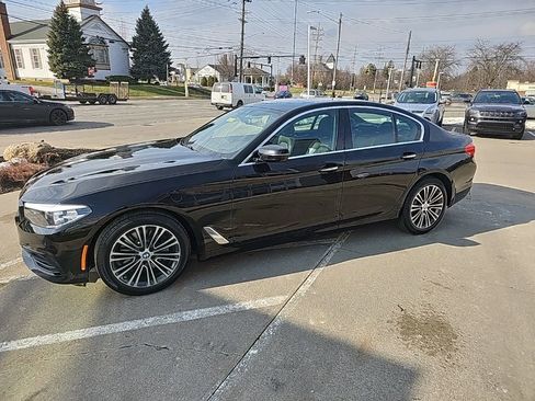 Used 2018 BMW 530i xDrive w/ Premium Package image 8