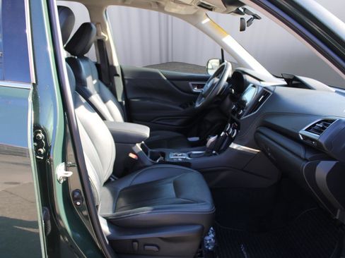Used 2023 Subaru Forester Touring image 10