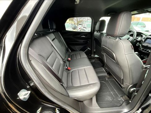 Used 2023 Chevrolet TrailBlazer RS w/ Technology Package image 16