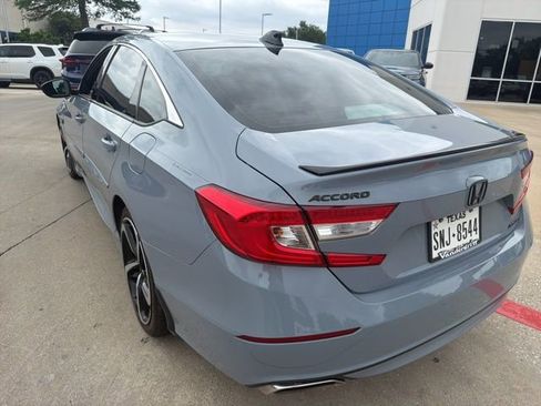 Used 2022 Honda Accord Sport image 7