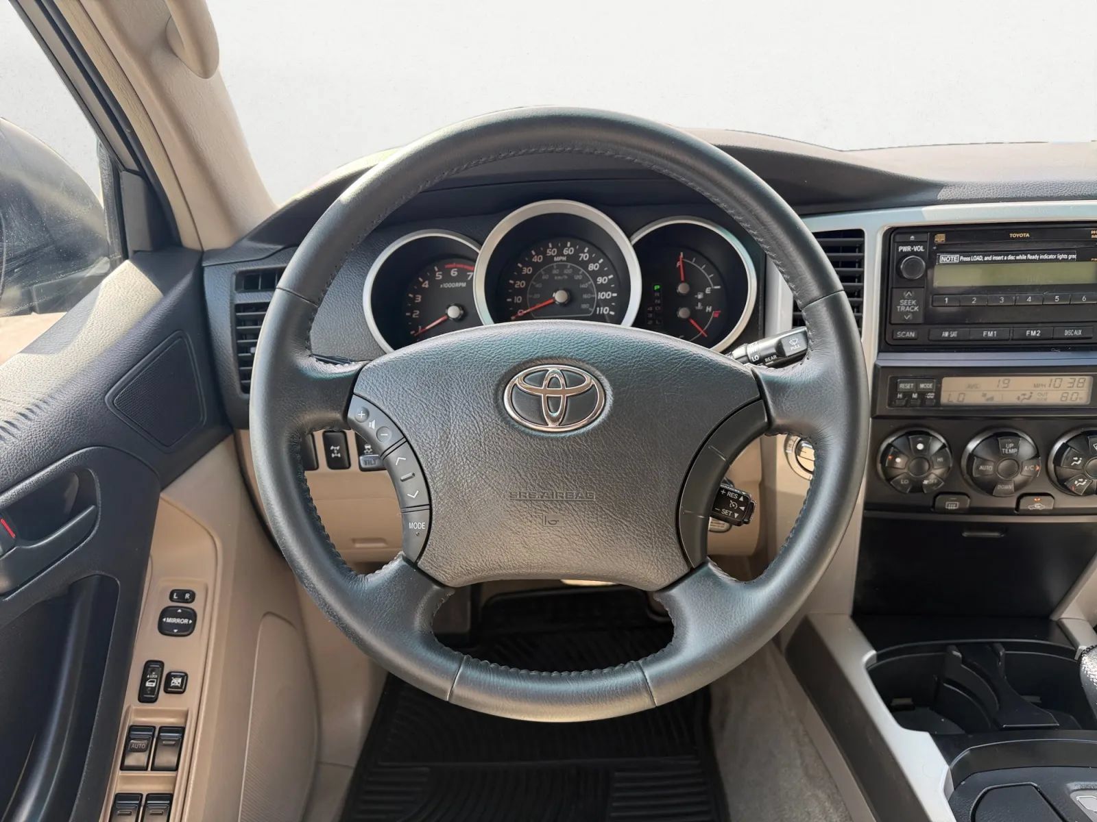 Used 2008 Toyota 4Runner SR5 w/ SR5 Extra Value Pkg 1 AWD/4WD image 15