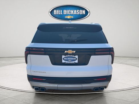 Used 2026 Chevrolet Traverse LT FWD image 6