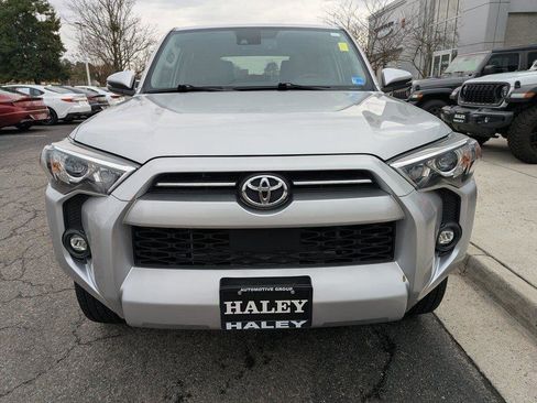 Used 2022 Toyota 4Runner SR5 Premium w/ Moonroof Package image 3