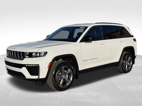 New 2026 Jeep Grand Cherokee Limited image 3