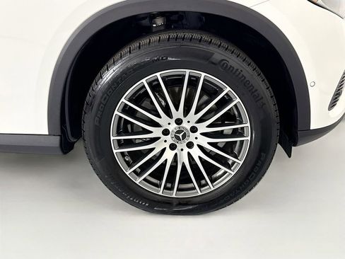 Certified 2026 Mercedes-Benz GLC 300 image 33