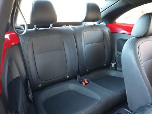 Used 2014 Volkswagen Beetle 1.8T image 21