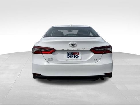 Used 2023 Toyota Camry LE image 28
