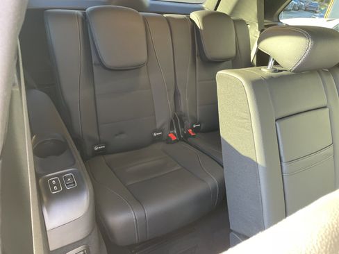 Certified 2025 Mercedes-Benz GLS 450 4MATIC image 48