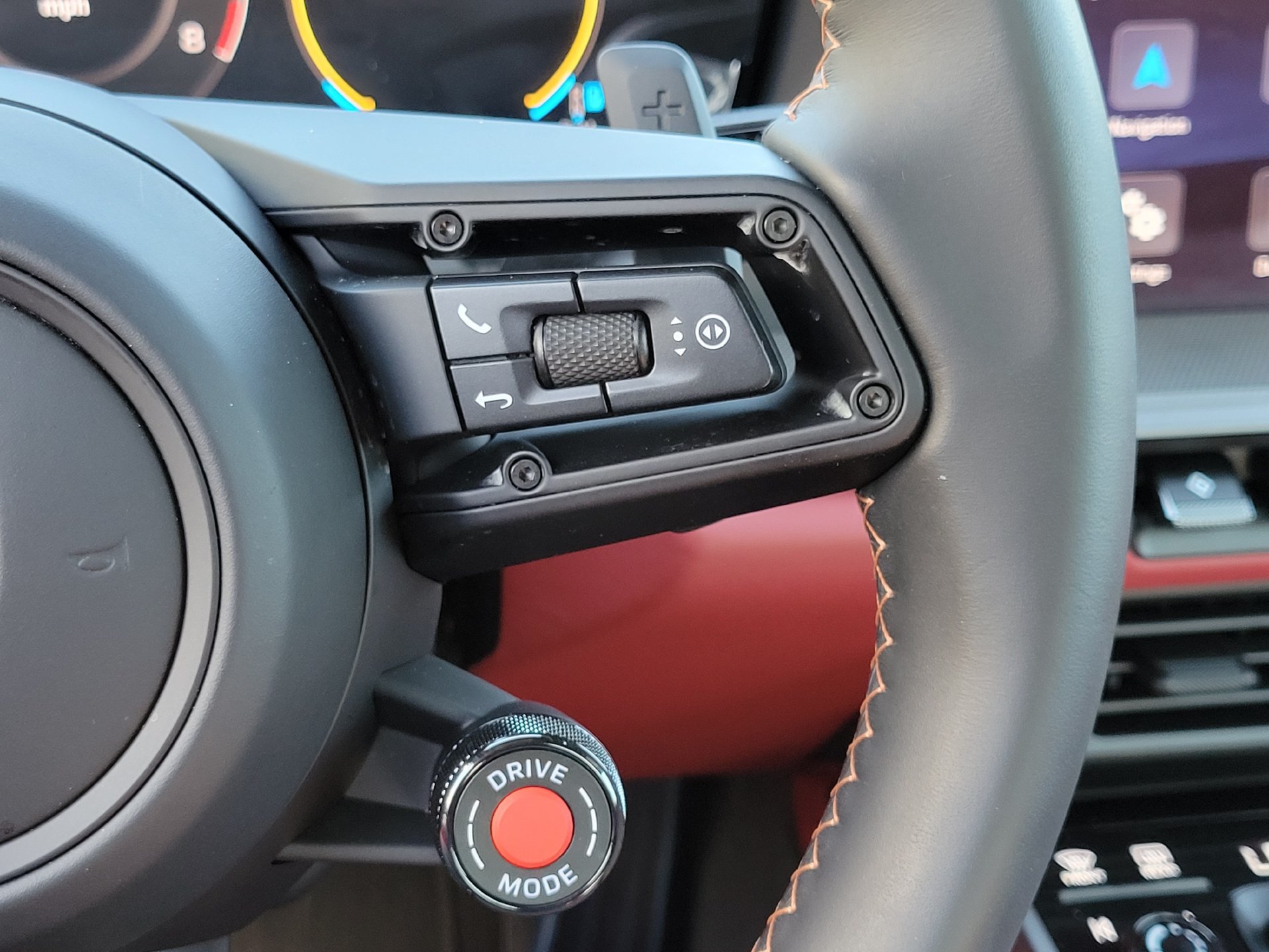Used 2026 Porsche 911 Targa 4S AWD/4WD image 14