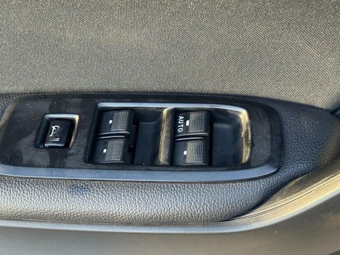 Used 2019 Ford Ranger XLT w/ Equipment Group 302A Luxury image 26