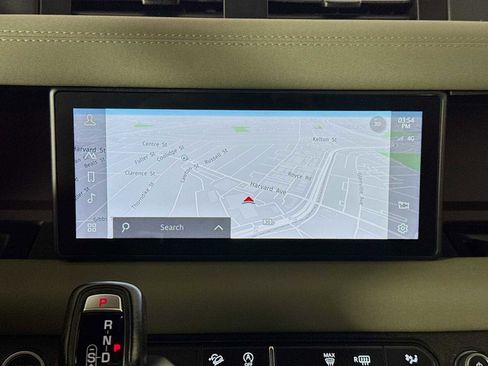 Used 2021 Land Rover Defender 90 X-Dynamic S image 14