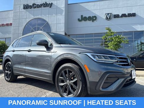 Used 2024 Volkswagen Tiguan SE AWD/4WD image 1