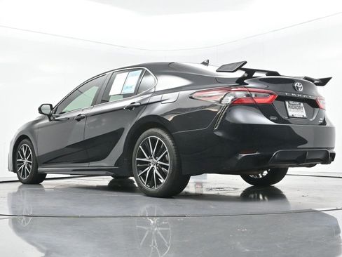 Used 2021 Toyota Camry SE w/ Cold Weather Package AWD/4WD image 49