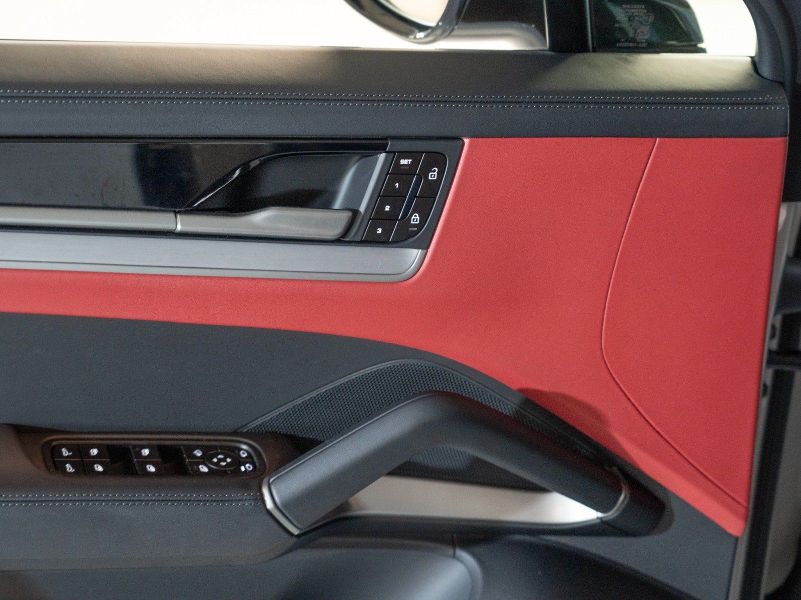 Certified 2026 Porsche Cayenne GTS AWD/4WD image 16