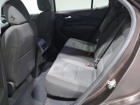 Used 2020 Chevrolet Equinox LT AWD/4WD image 18