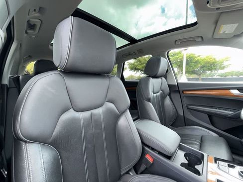 Used 2023 Audi Q5 2.0T Premium Plus w/ Premium Plus Package AWD/4WD image 27