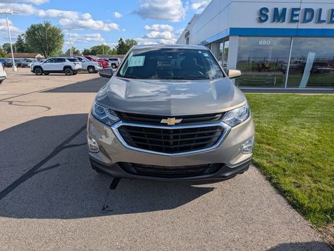 Used 2018 Chevrolet Equinox LT FWD image 3