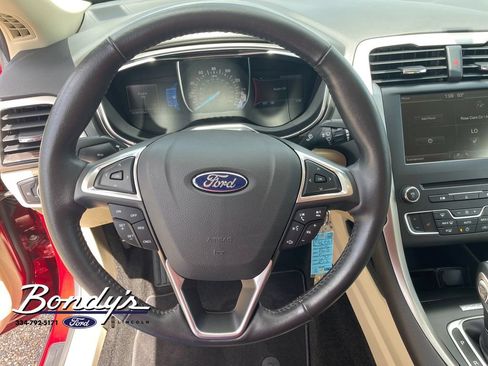 Used 2016 Ford Fusion SE w/ Equipment Group 202A FWD image 7