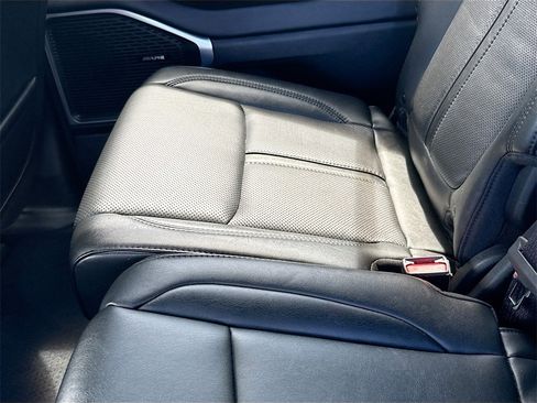 Used 2023 Jeep Wagoneer L Series II image 25