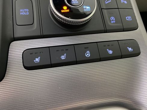 Used 2024 Hyundai Palisade Calligraphy image 24