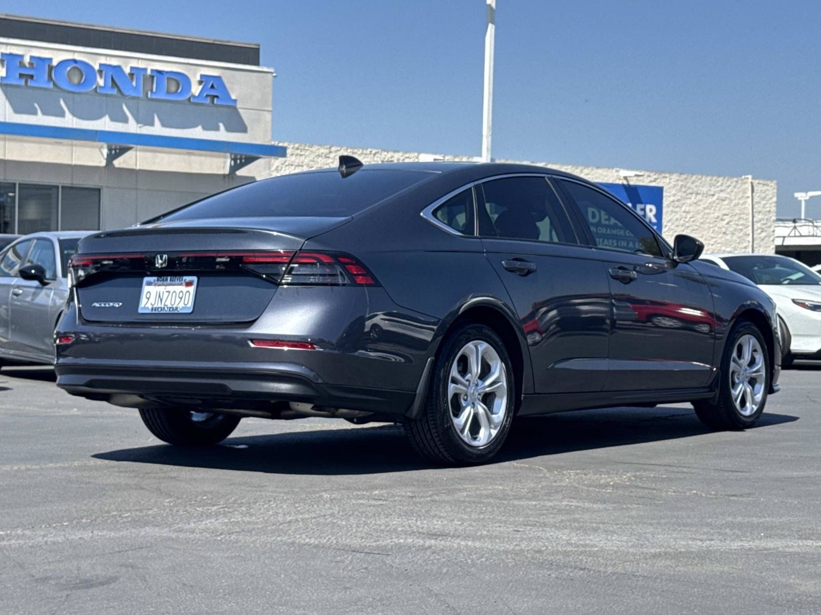 Certified 2023 Honda Accord LX image 5