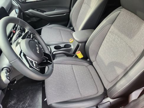 New 2026 Kia Seltos S image 12