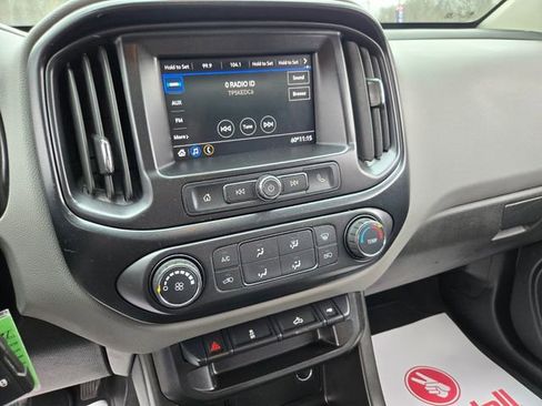 Used 2021 Chevrolet Colorado W/T w/ Custom Special Edition image 21