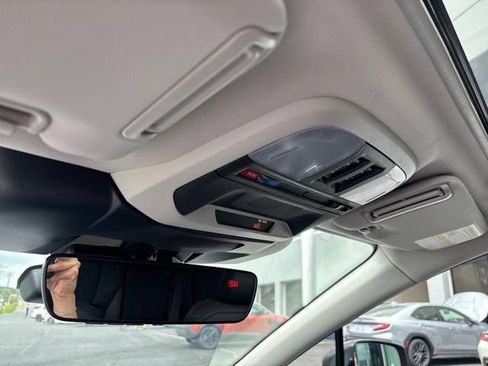 New 2026 Subaru Crosstrek 2.5i Limited w/ Crosstrek Mirror Package AWD/4WD image 84