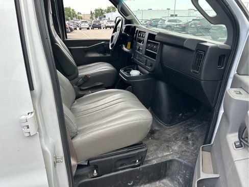 Used 2021 Chevrolet Express 2500 w/ Safety Package RWD image 15