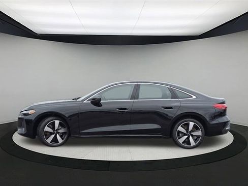 New 2025 Audi A5 2.0T Prestige image 4