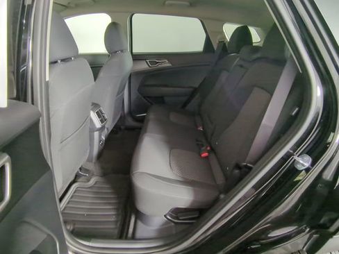 New 2026 Kia Sportage LX image 21