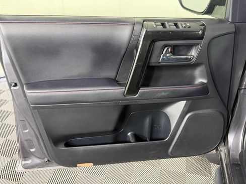 Used 2021 Toyota 4Runner TRD Off-Road AWD/4WD image 16