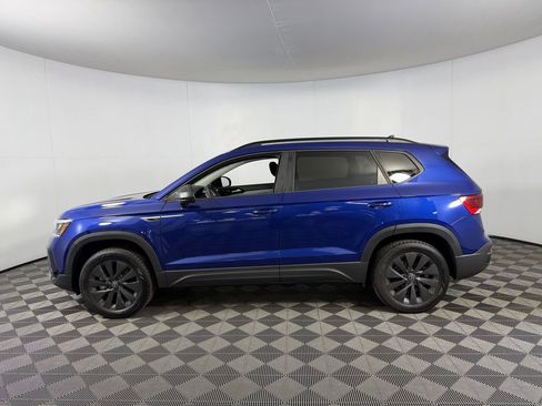 Used 2024 Volkswagen Taos S image 8