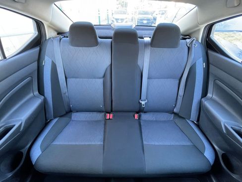 Used 2025 Nissan Versa SV image 38