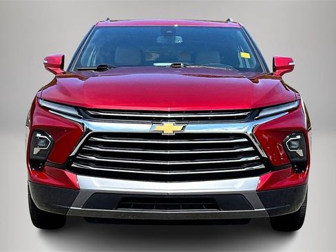 Certified 2023 Chevrolet Blazer Premier w/ Enhanced Convenience Package image 4