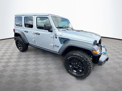Used 2023 Jeep Wrangler Unlimited w/ Sun & Screen Package AWD/4WD image 5