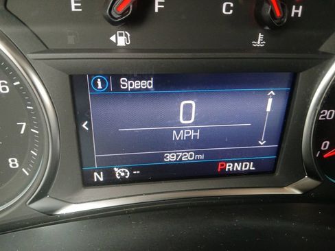 Used 2024 Chevrolet Equinox LT FWD image 7