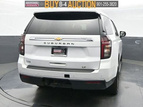 Used 2023 Chevrolet Suburban LT AWD/4WD image 5