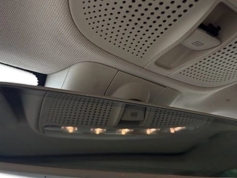 Used 2018 Mercedes-Benz E 300 image 59