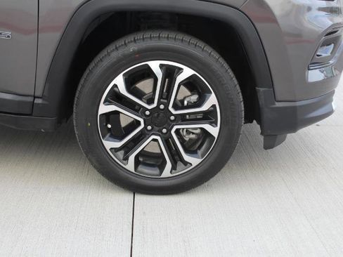 Used 2024 Jeep Compass Limited AWD/4WD image 41