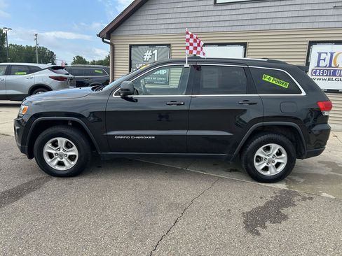 Used 2016 Jeep Grand Cherokee Laredo w/ Quick Order Package 23E AWD/4WD image 8