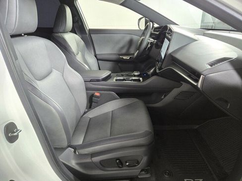 Certified 2024 Lexus RZ 450e Premium image 22