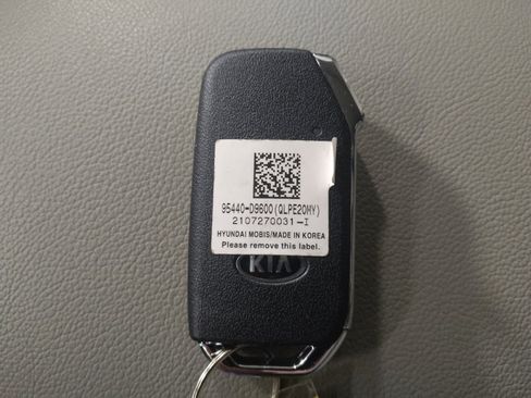 Used 2021 Kia Sportage EX w/ EX Technology Package FWD image 32