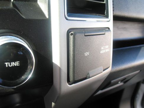 Used 2020 Ford F150 Lariat w/ Equipment Group 502A Luxury AWD/4WD image 48